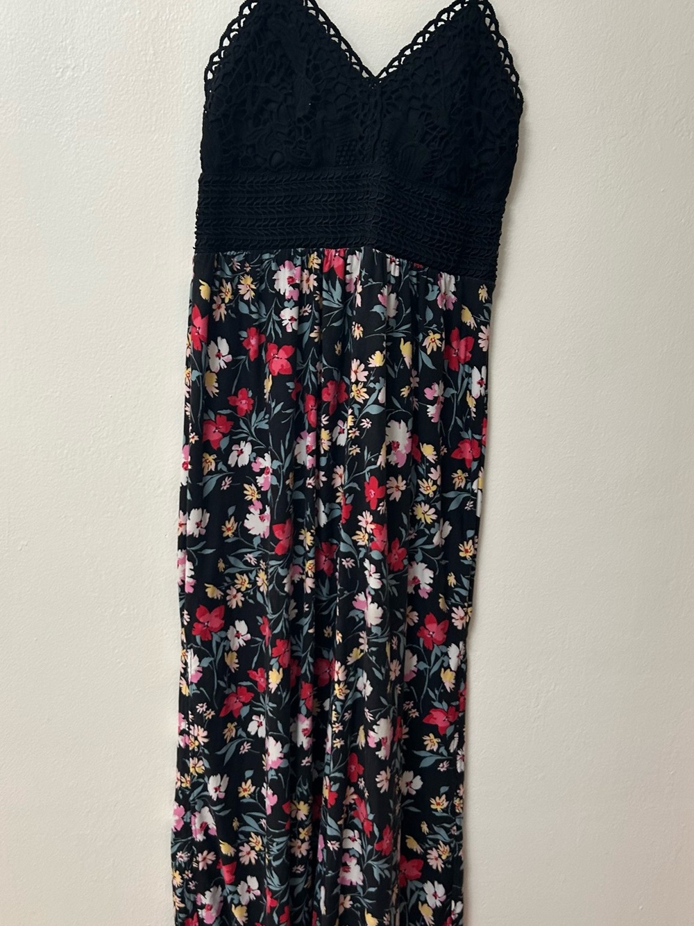 No Boundaries Black Crochet Bodice Floral Sundress size medium